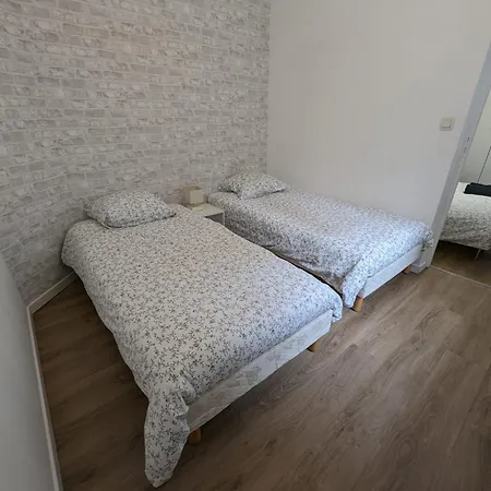 Apartamento La Cour Du Noble Hyper Centre Et Au Calme Cour Privative Parking à Proximité *